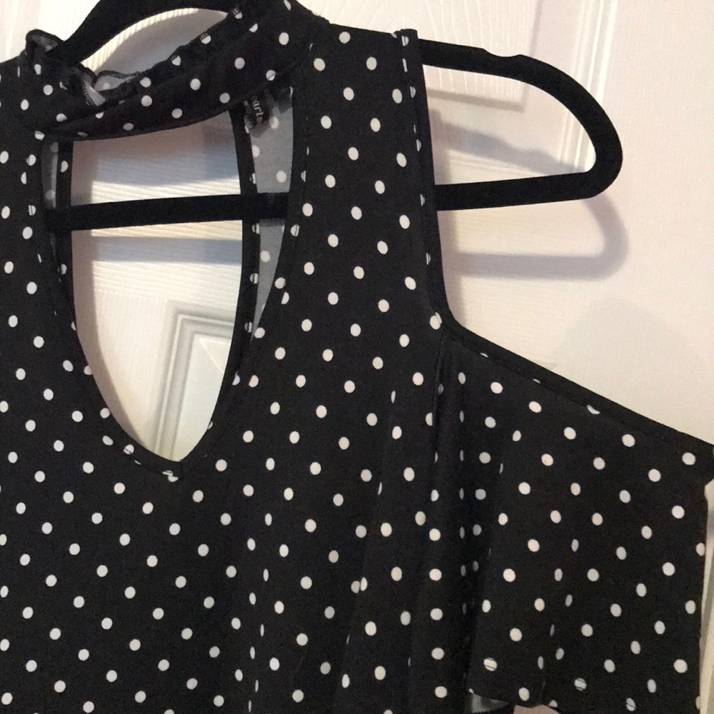 Polka- Dot Cut Out Shoulder Dress - Picture 3 of 5